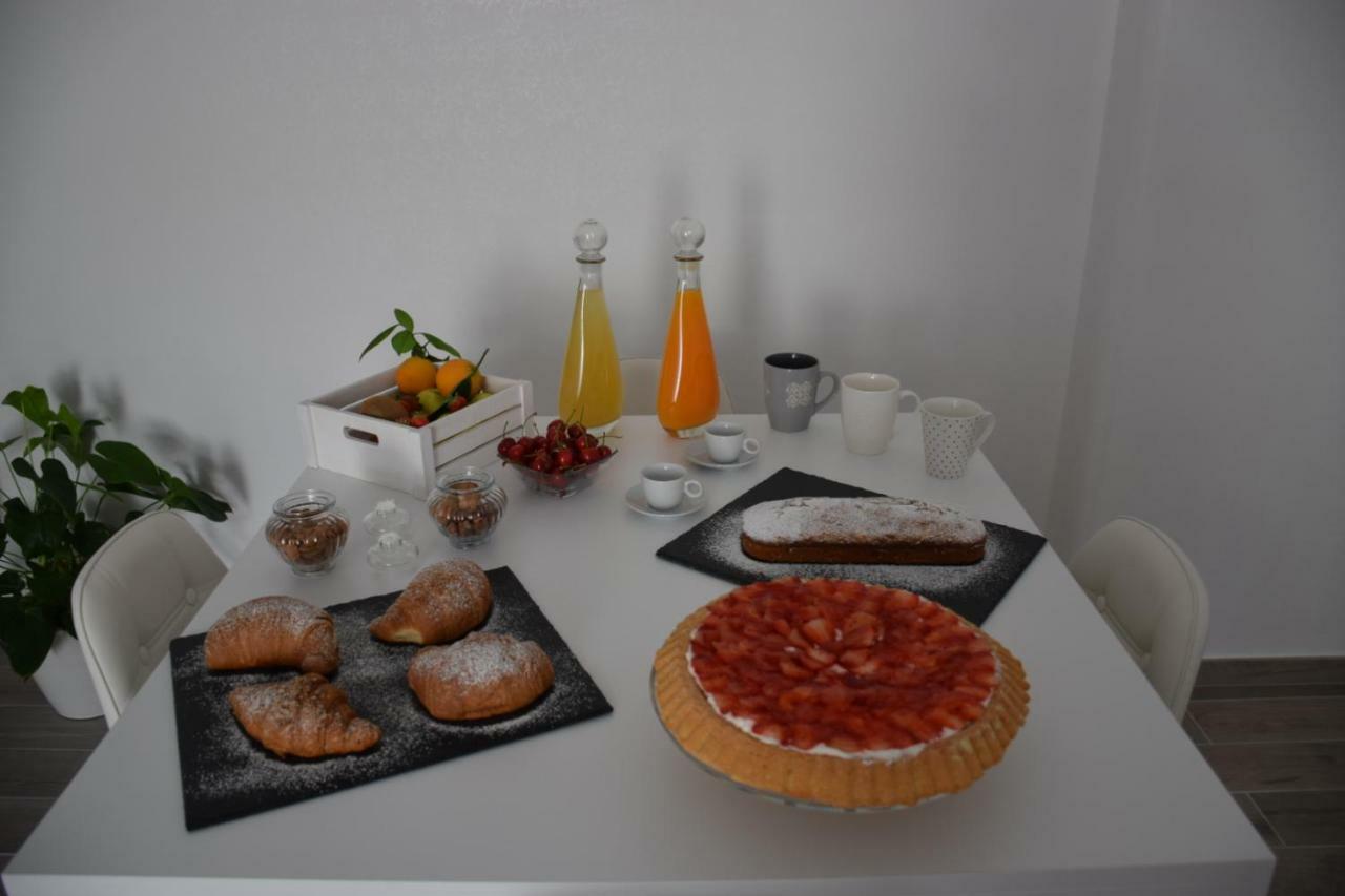 Dimora Santa Caterina Apartment Конверсано Екстериор снимка